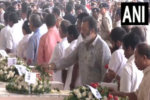 कोचीन अंतर्राष्ट्रीय हवाई अड्डे पहुंचा कुवैत आग घटना के पीड़ितों का पार्थिव शरीर, विदेश राज्य मंत्री दी श्रद्धांजलि