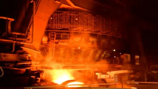 स्टील प्लांट में बड़ा हादसा, टनल फर्नेस में शॉर्ट सर्किट से लगी भीषण आग, 4 लोग झुलसे