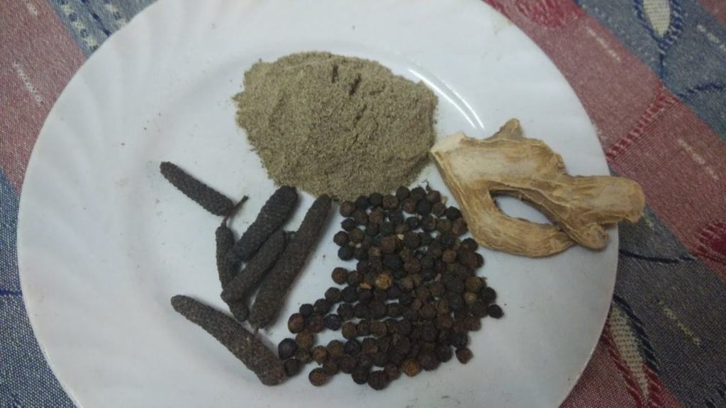 सर्दी खांसी  अपच और कोलेस्ट्रॉल में बहुत फायदेमंद है त्रिकटु चूर्णआइए : जानते हैं इसे कैसे बनाएं और इस्तेमाल करें?