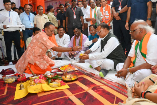 मुख्यमंत्री विष्णु देव साय ने सूरजपुर जिले को दी करोड़ों की सौगात