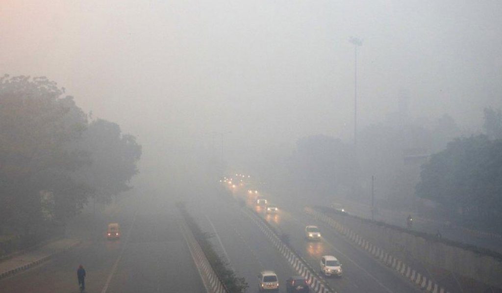 दिल्ली में वायु प्रदूषण के बीच  NDMC ने शुरू किया नाइट क्लीनिंग अभियान